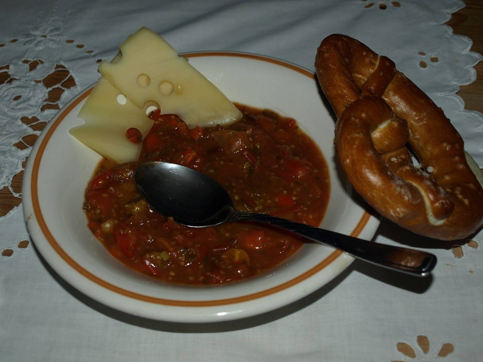 Buntes Tomatengemüse mit Zimtbasilikum Rezept - ichkoche.at Buntes Tomatengemüse mit Zimtbasilikum Rezept - ichkoche.at