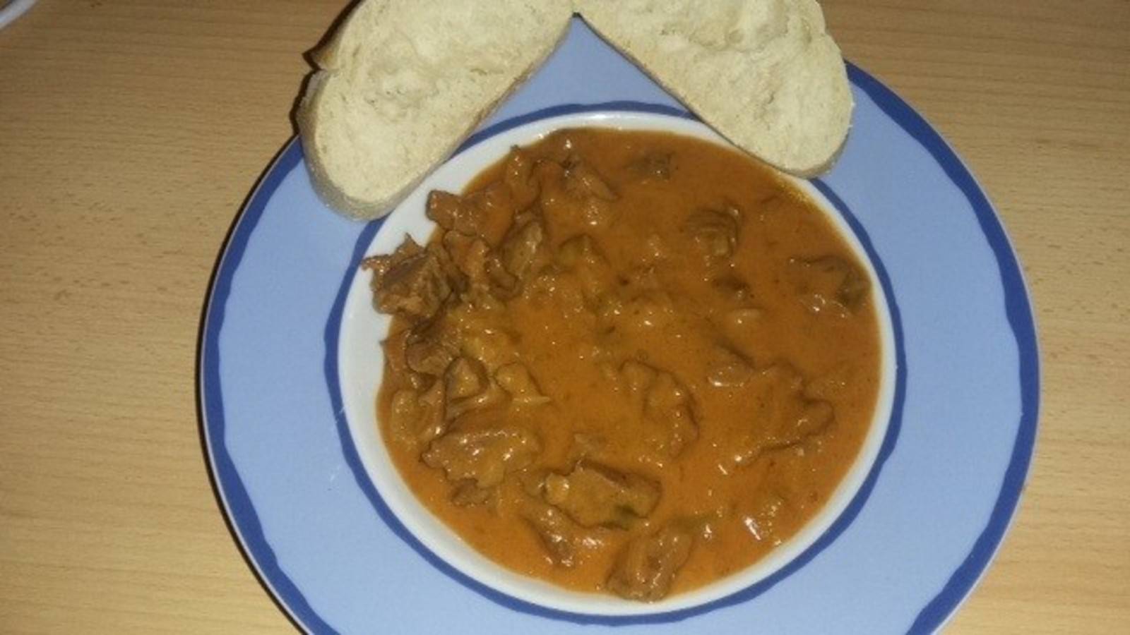 Cremiges Rindsgulasch Rezept - ichkoche.de