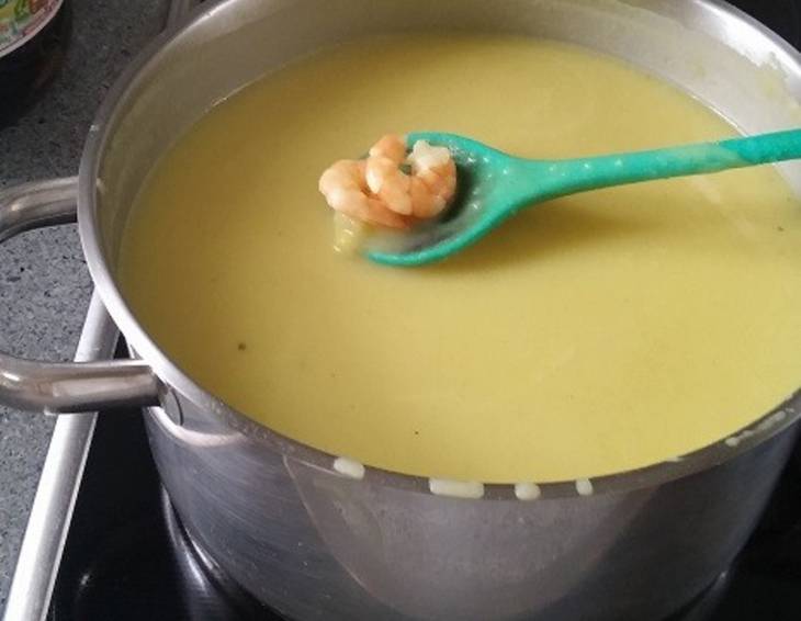 Kartoffel-Curry-Garnelen-Suppe