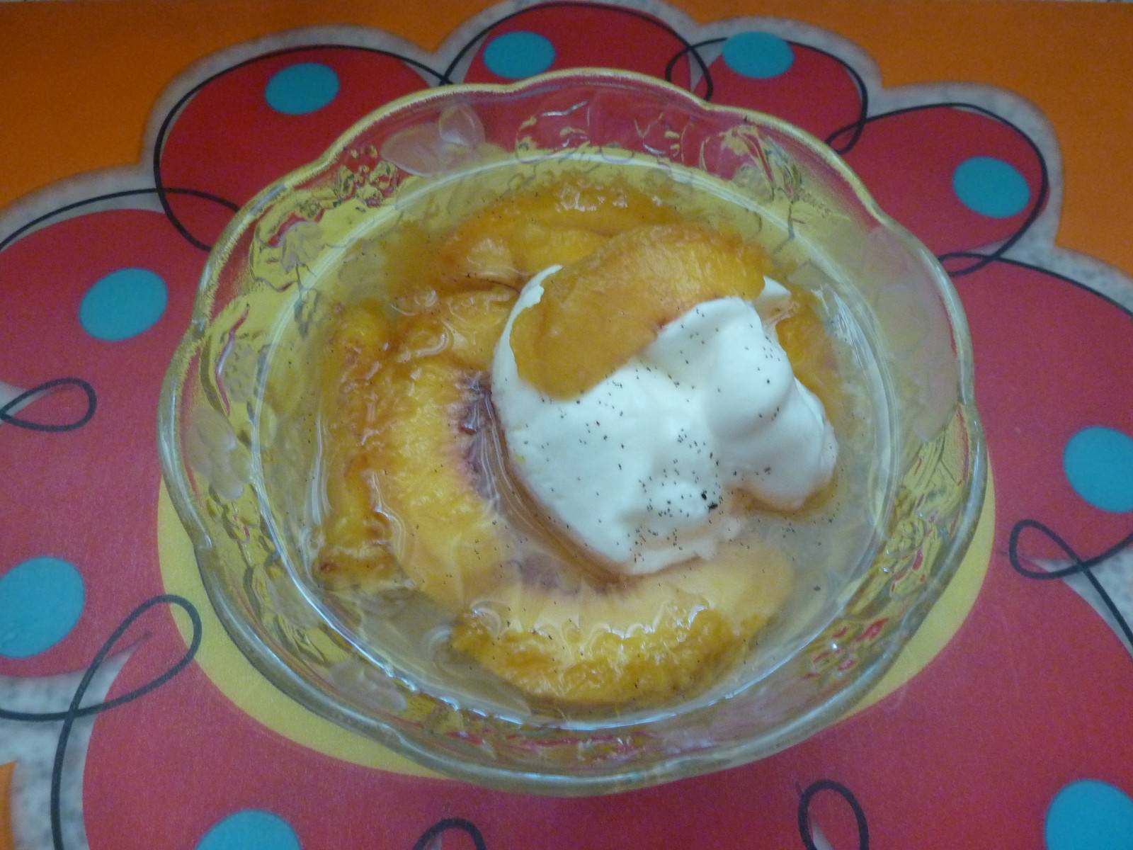 Nektarinenkompott mit Joghurtcreme Rezept - ichkoche.ch Nektarinenkompott mit Joghurtcreme Rezept - ichkoche.ch