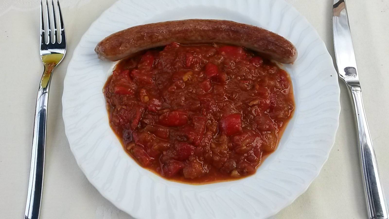 Letscho mit Speck und Debreziner Rezept - ichkoche.ch Letscho mit Speck und Debreziner Rezept - ichkoche.ch