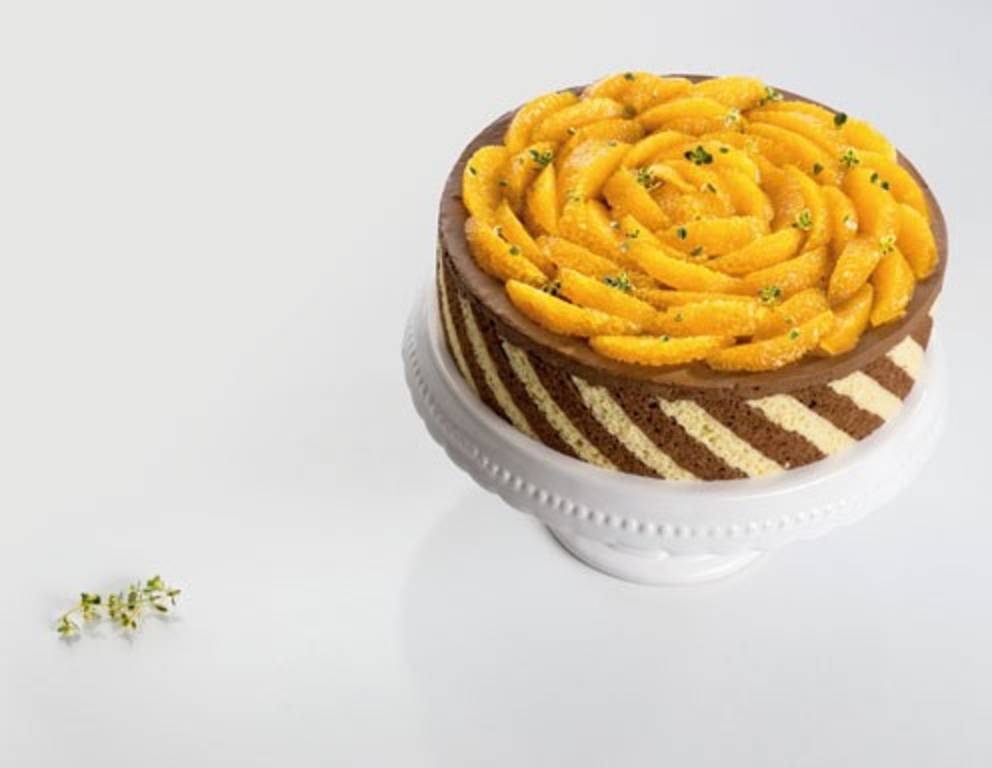 Black & White Schokoladenmousse-Orangentorte Black & White Schokoladenmousse-Orangentorte