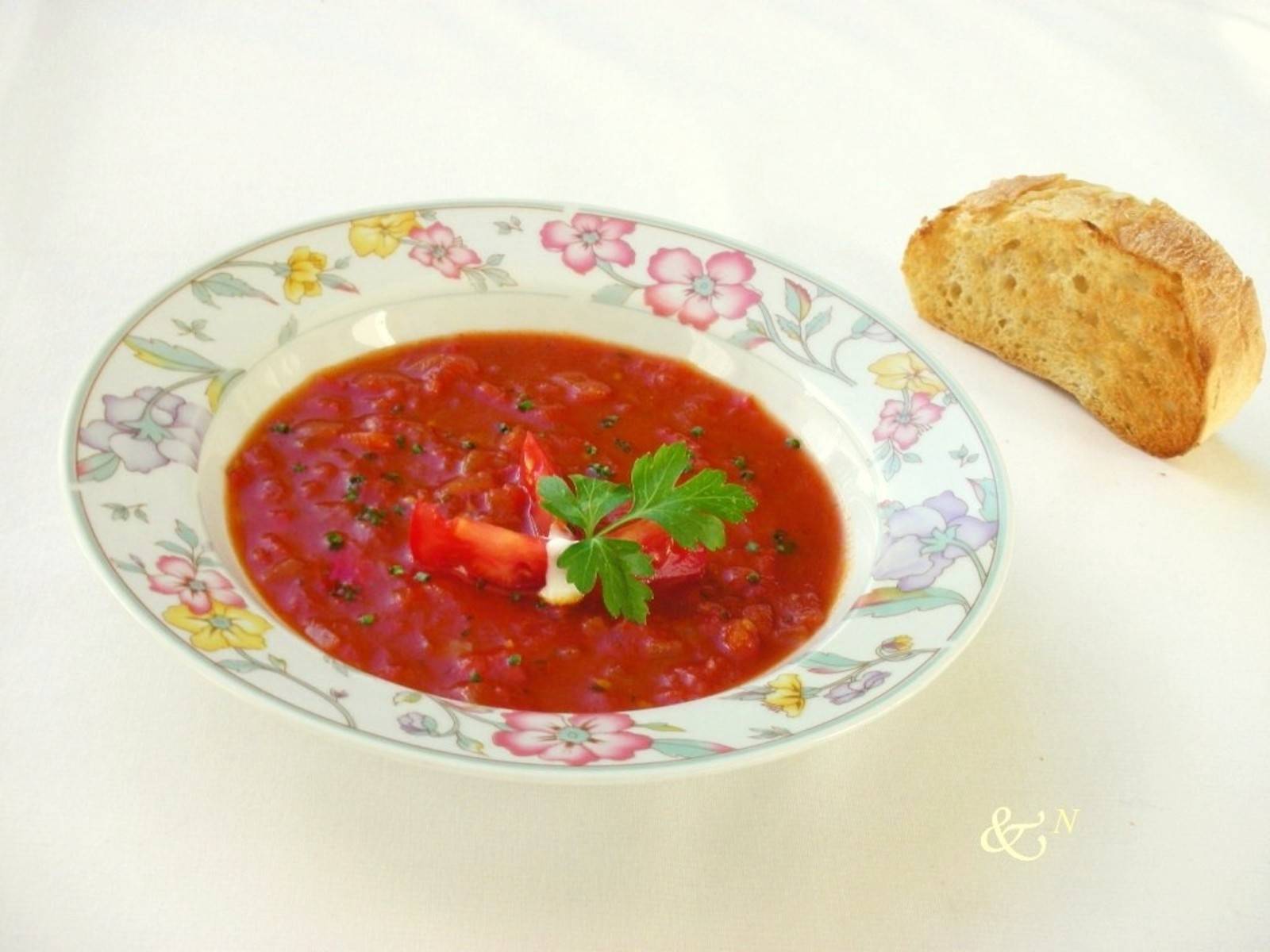 Knoblauch-Tomaten-Suppe