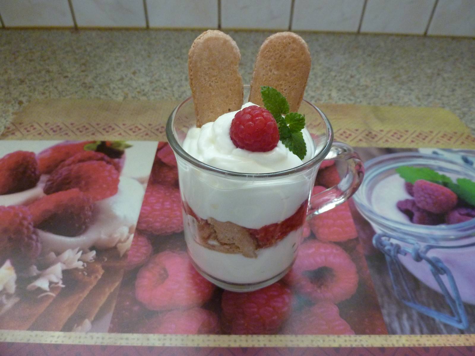 Himbeer-Trifle Rezept - ichkoche.ch