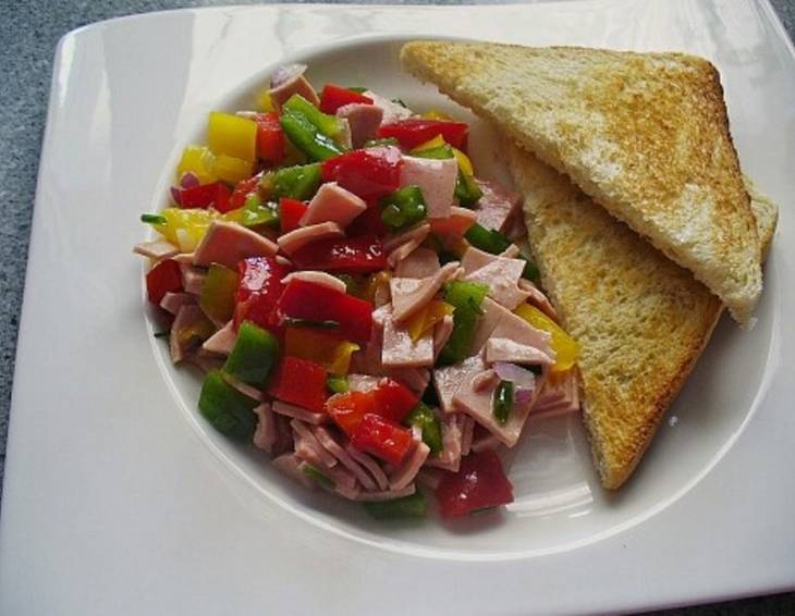 Paprika-Wurstsalat Paprika-Wurstsalat