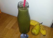 Grüner Smoothie mit Birne Grüner Smoothie mit Birne