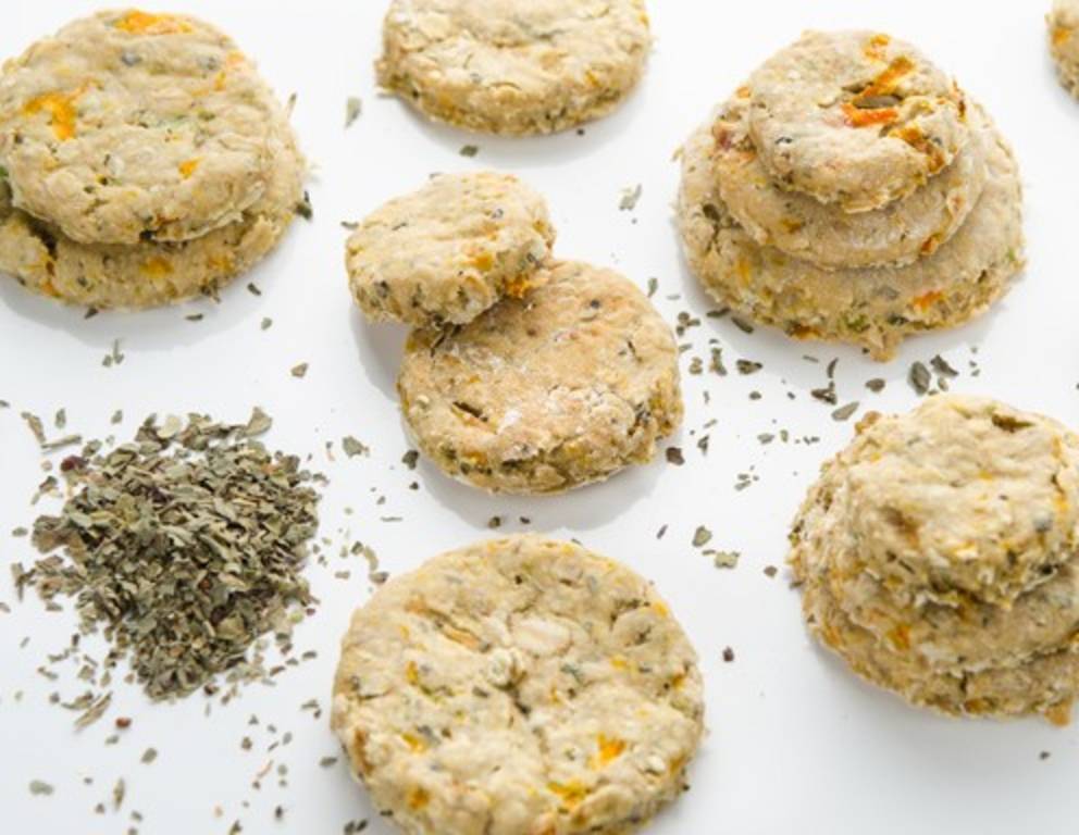 Hundekekse mit Gemüse Hundekekse mit Gemüse