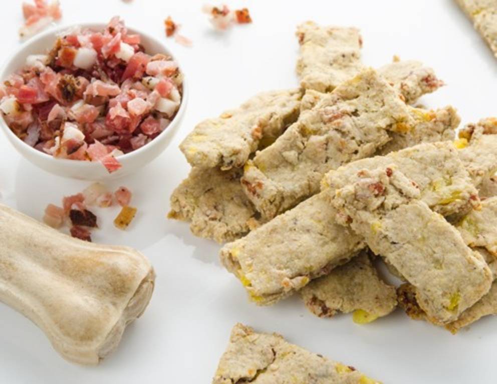 Hundekekse mit Speck Hundekekse mit Speck