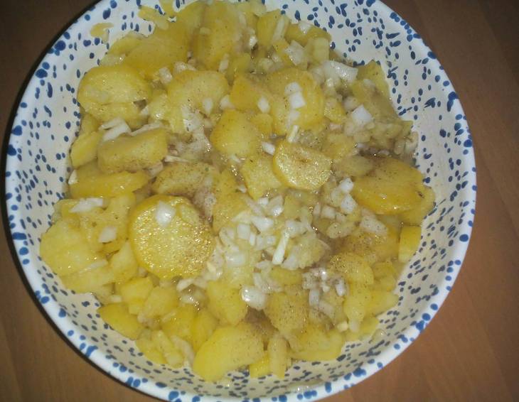 Erdäpfelsalat Erdäpfelsalat