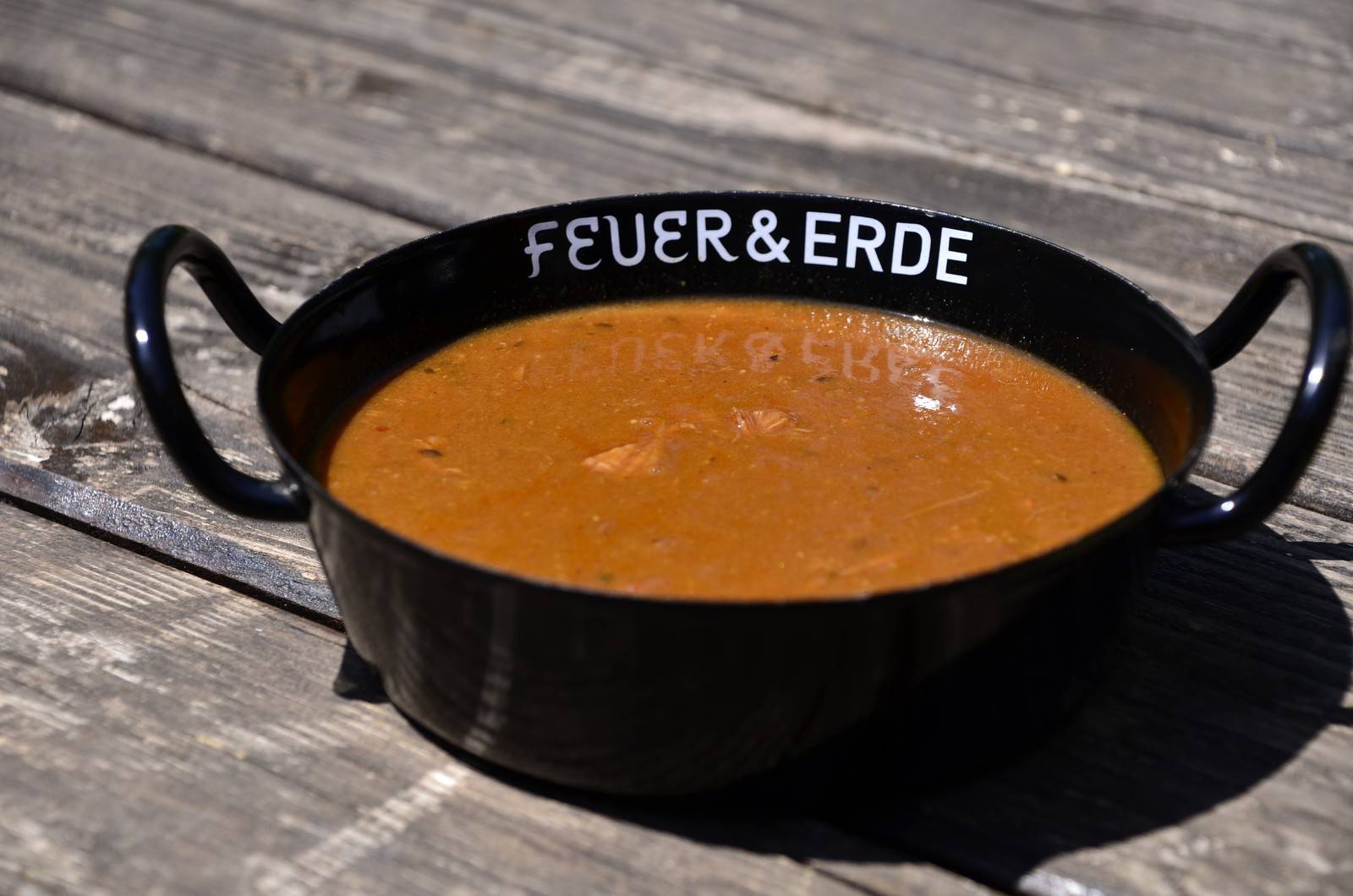 Feurige Gulaschsuppe