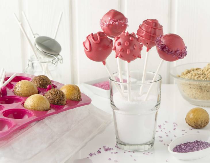 Haselnuss-Zimt Cake Pops