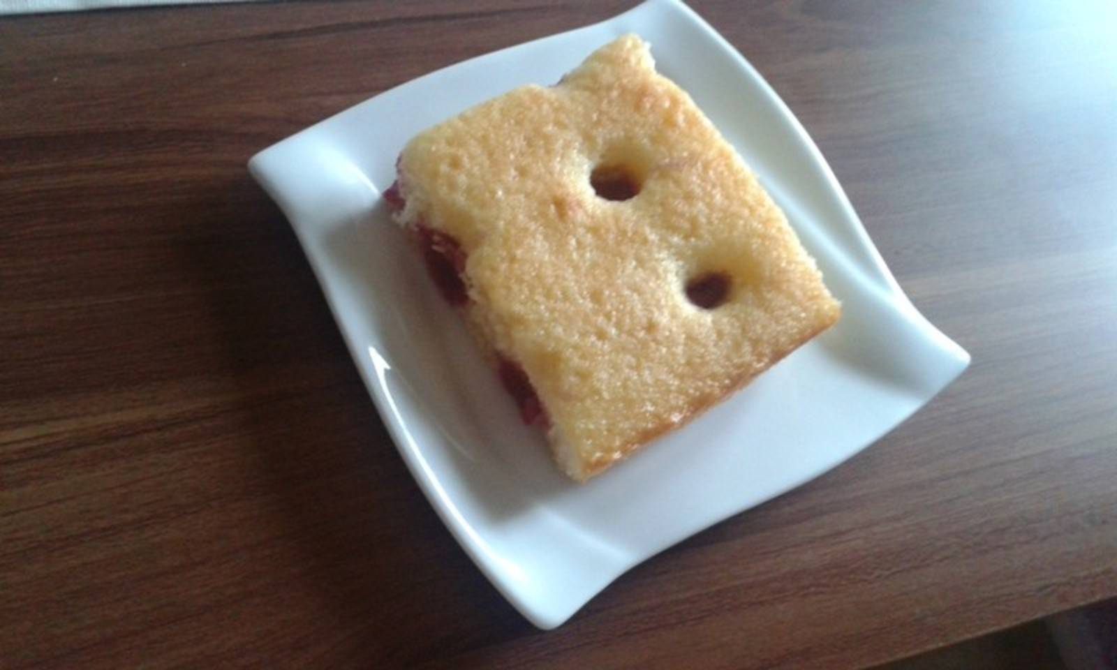 Sauerrahm-Kirsch-Becherkuchen Rezept