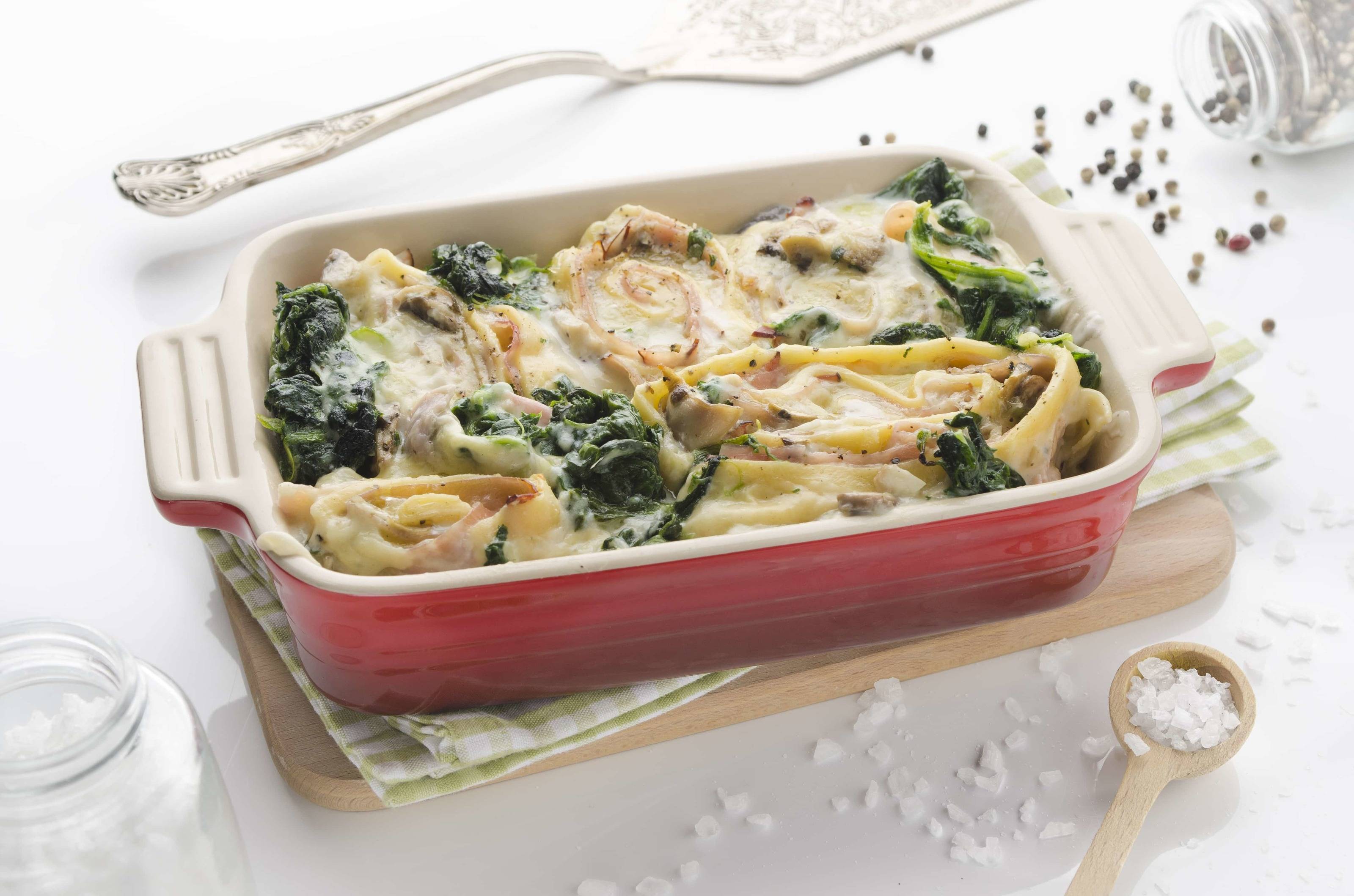 Gebackene Nudelschnecken Rezept - ichkoche.at Gebackene Nudelschnecken Rezept - ichkoche.at