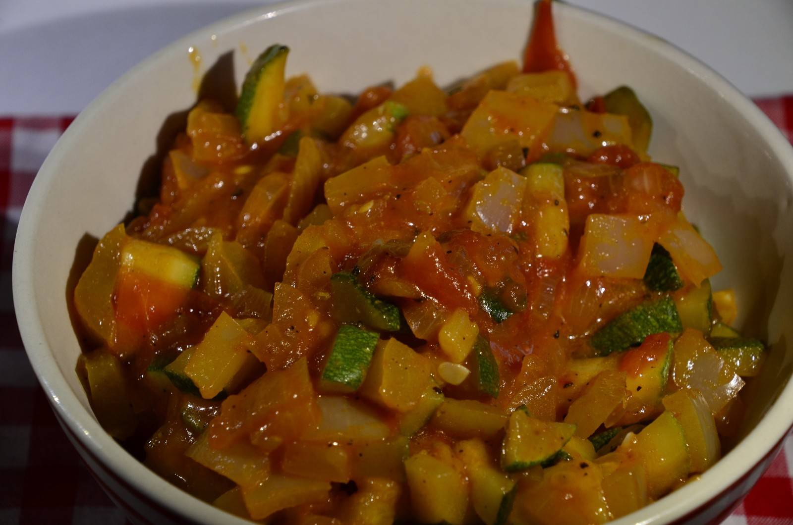 Zucchinigemüse Rezept - ichkoche.de