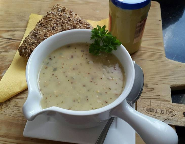 Cremige Senfsuppe