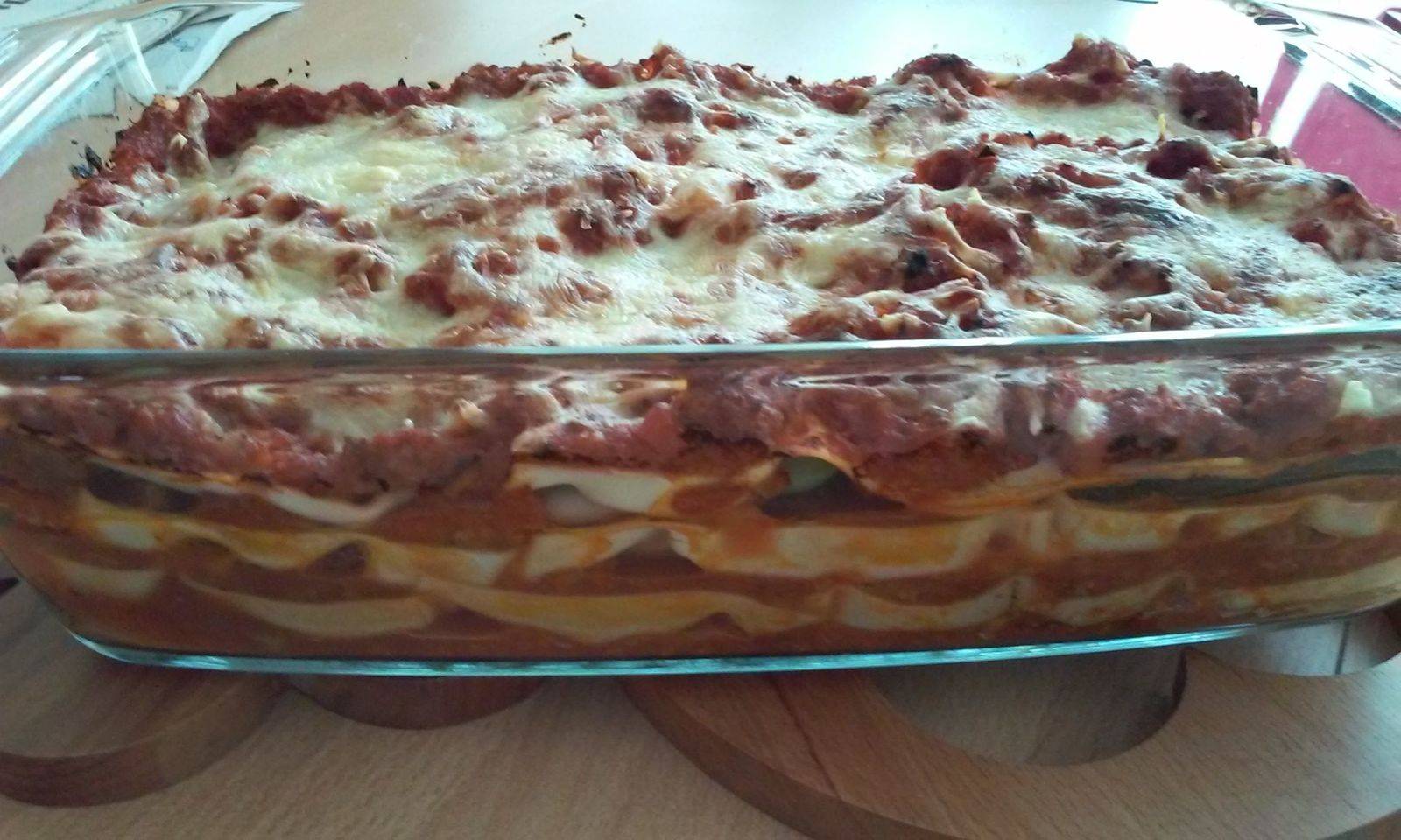 Kürbis-Bolognese-Lasagne mit Zucchinischichten