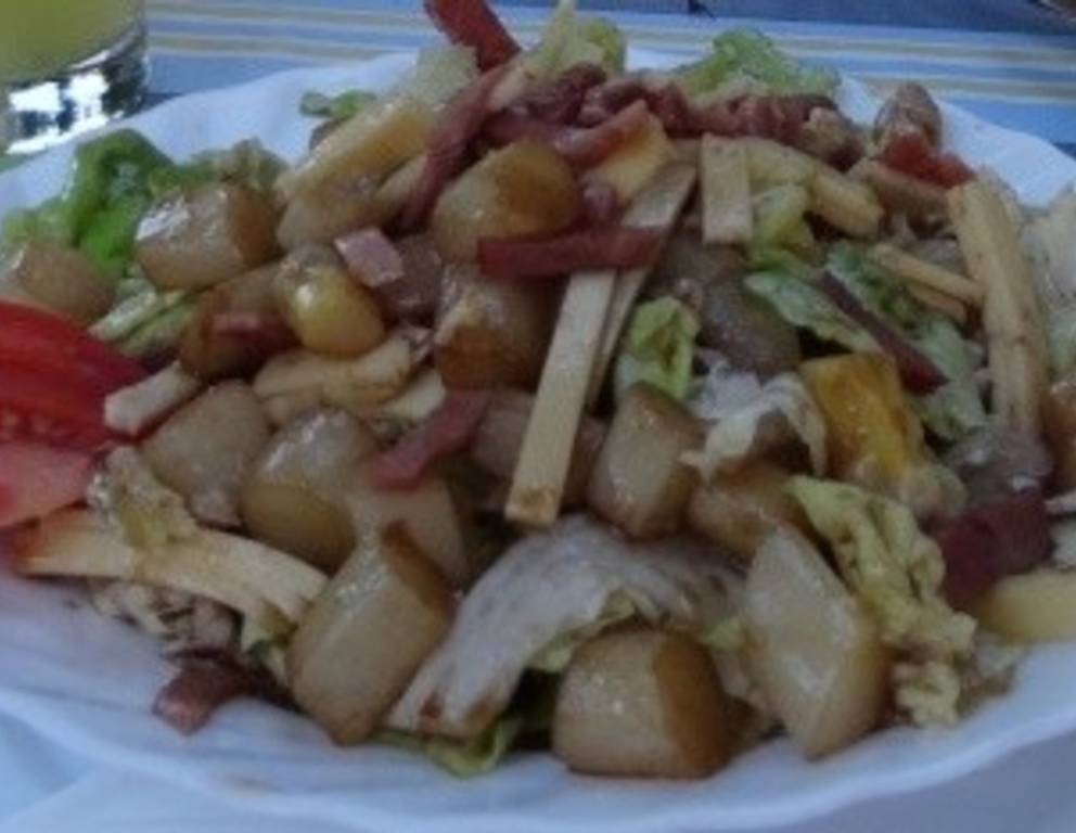 Rindfleischsalat mit Schwarzwurzeln Rindfleischsalat mit Schwarzwurzeln