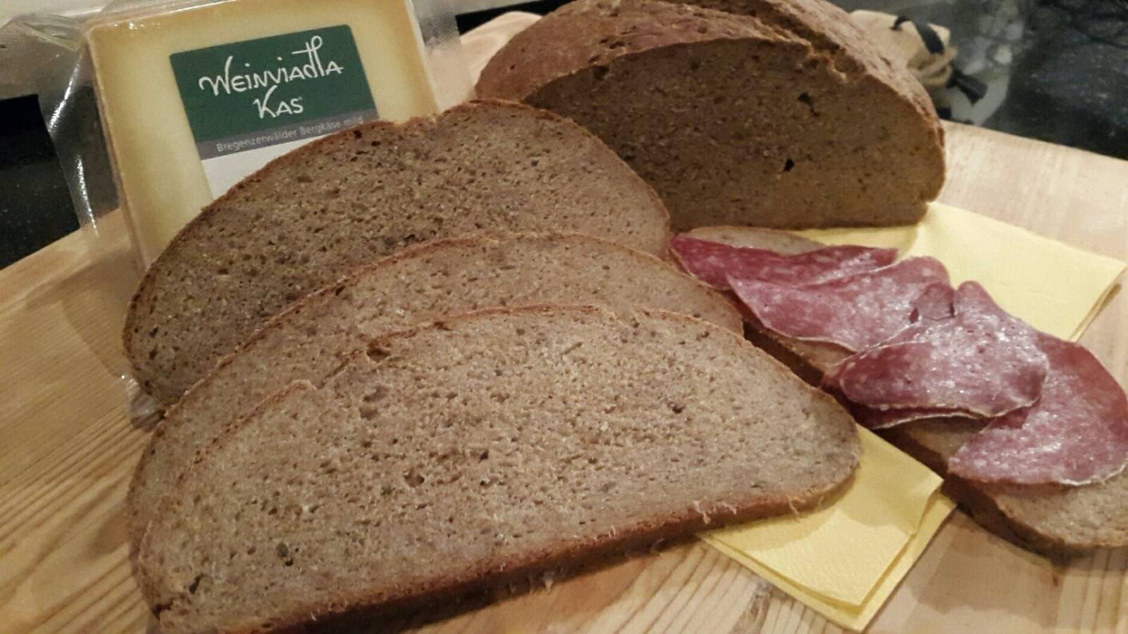 Kümmel-Anis Brot