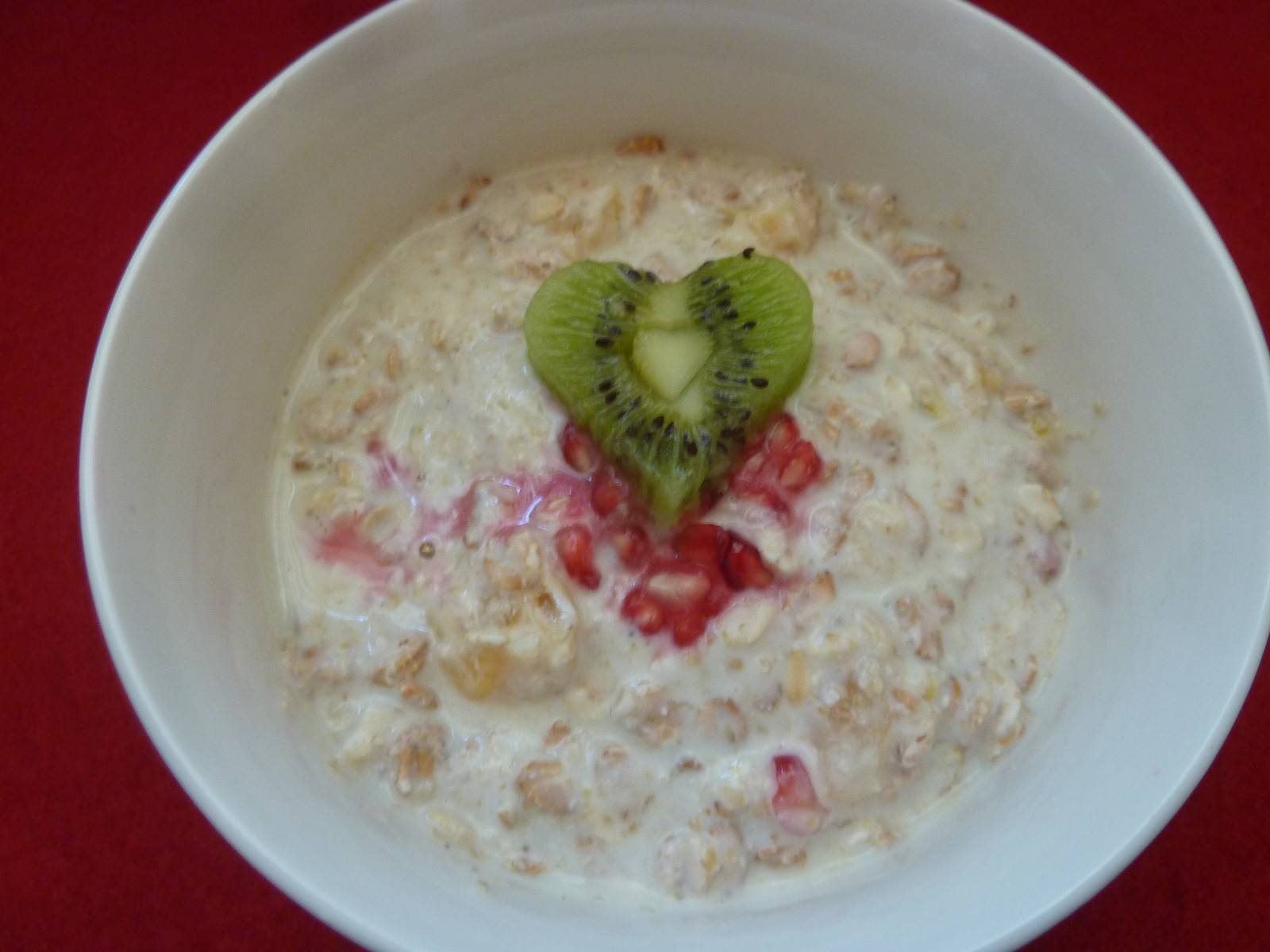 Früchte-Müsli mit Buttermilch Rezept - ichkoche.de Früchte-Müsli mit Buttermilch Rezept - ichkoche.de