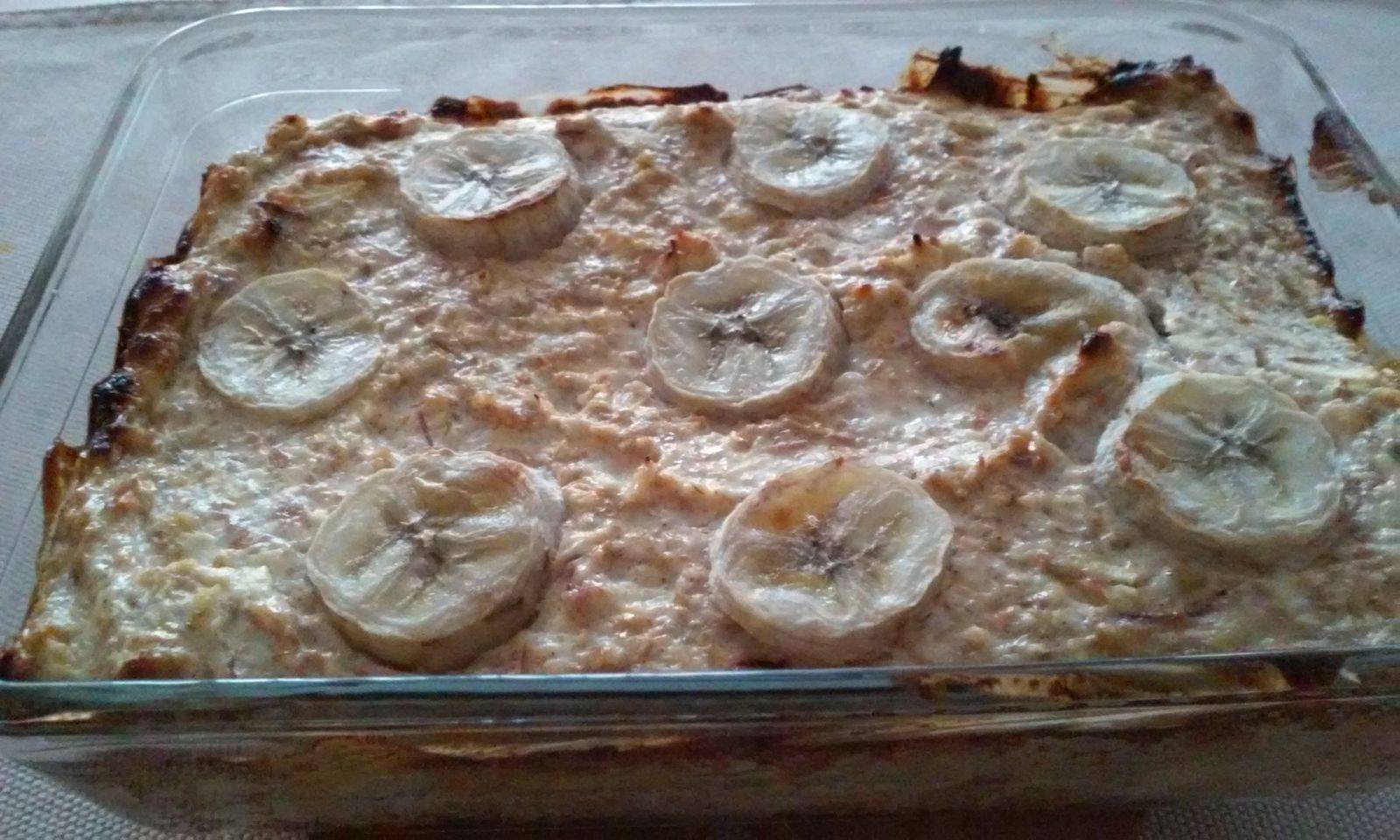 Gebackenes Apfelmüsli mit Bananenstücken Rezept - ichkoche.de