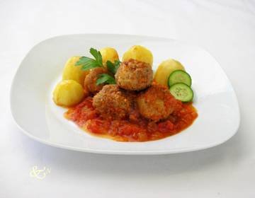 Fleischbällchen in Tomatensauce Fleischbällchen in Tomatensauce
