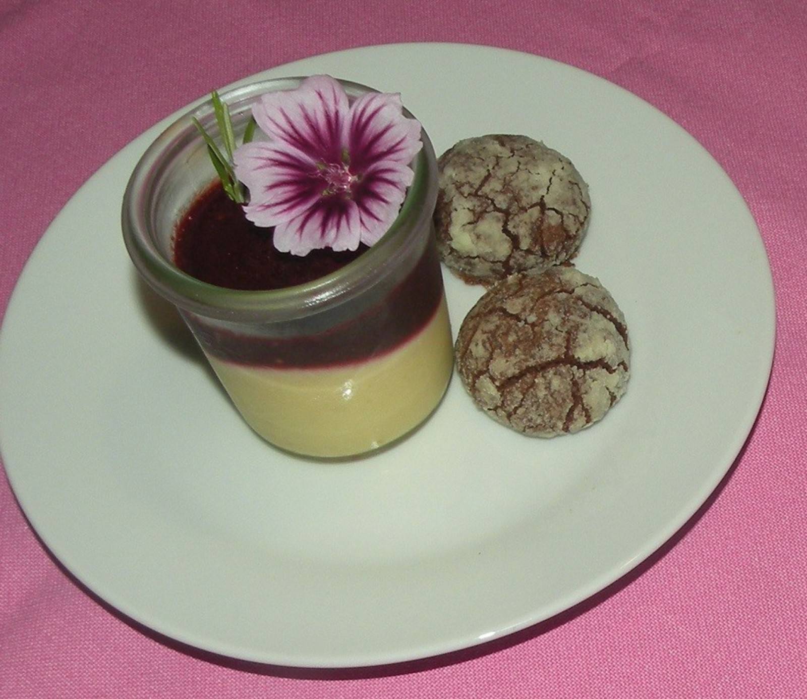 Panna Cotta mit Brombeeren Rezept - ichkoche.de