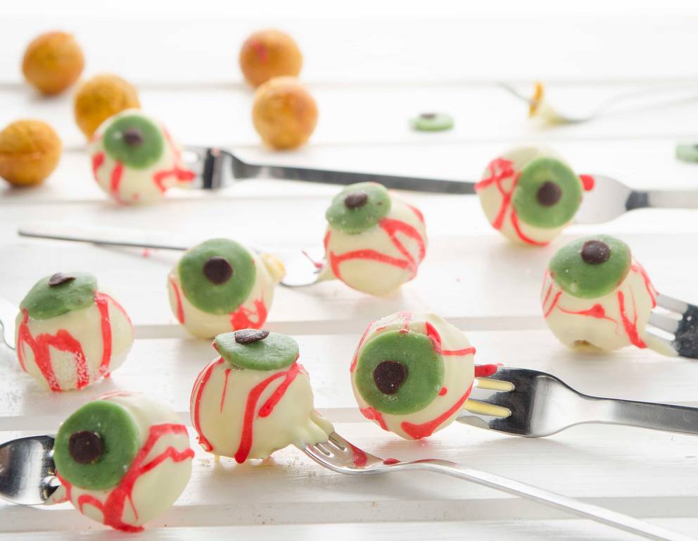 Aufgespießte Augäpfel Aufgespießte Augäpfel