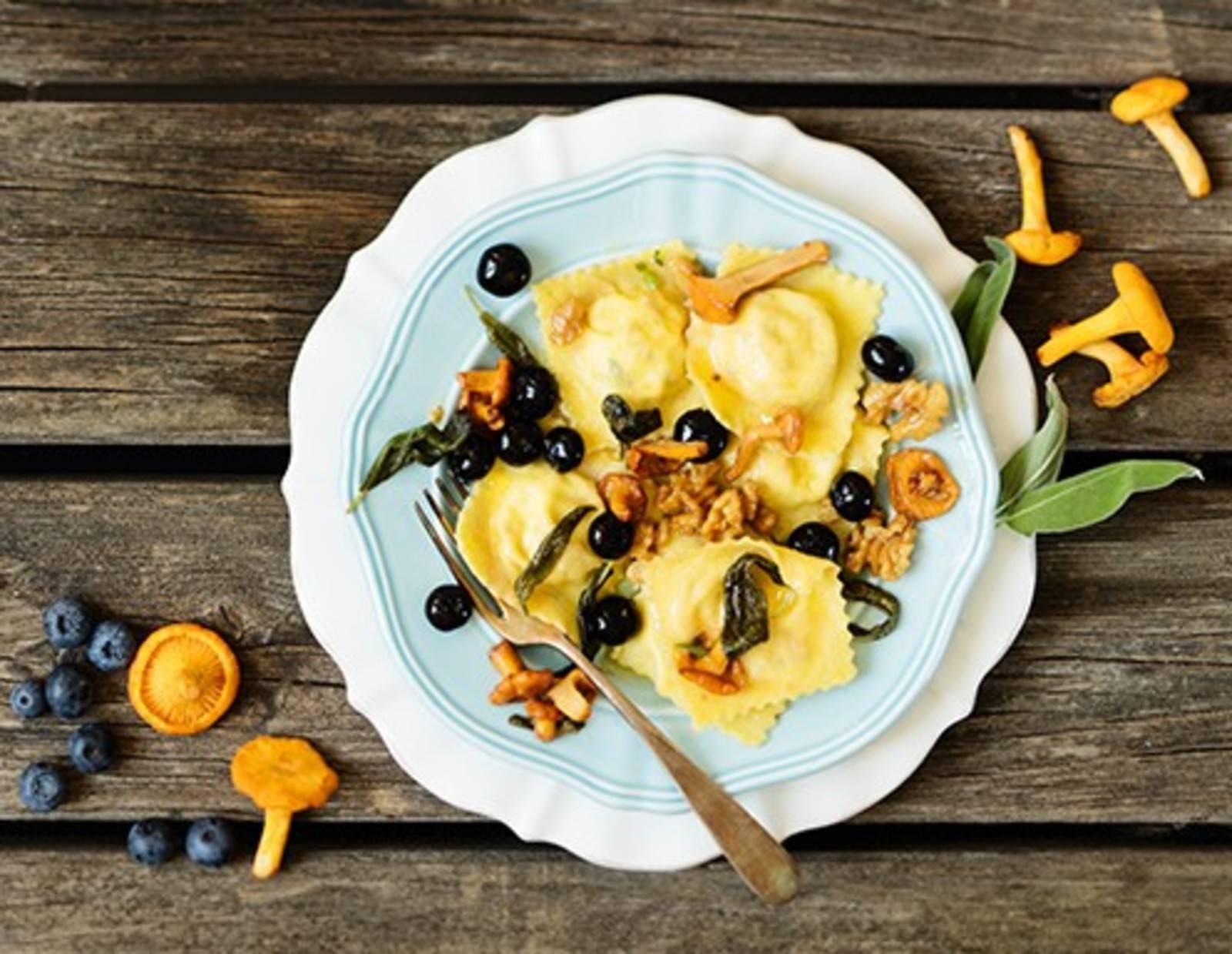 Ravioli mit Eierschwammerl-Ricotta-Fülle