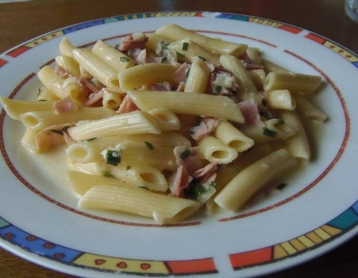 Penne in Schinkenrahmsauce Penne in Schinkenrahmsauce