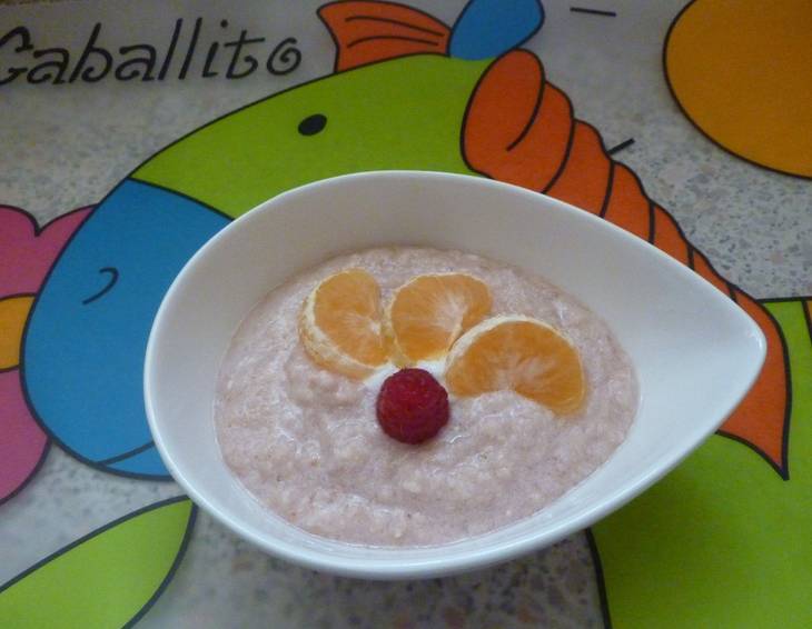 Hirsecreme mit Obst Hirsecreme mit Obst