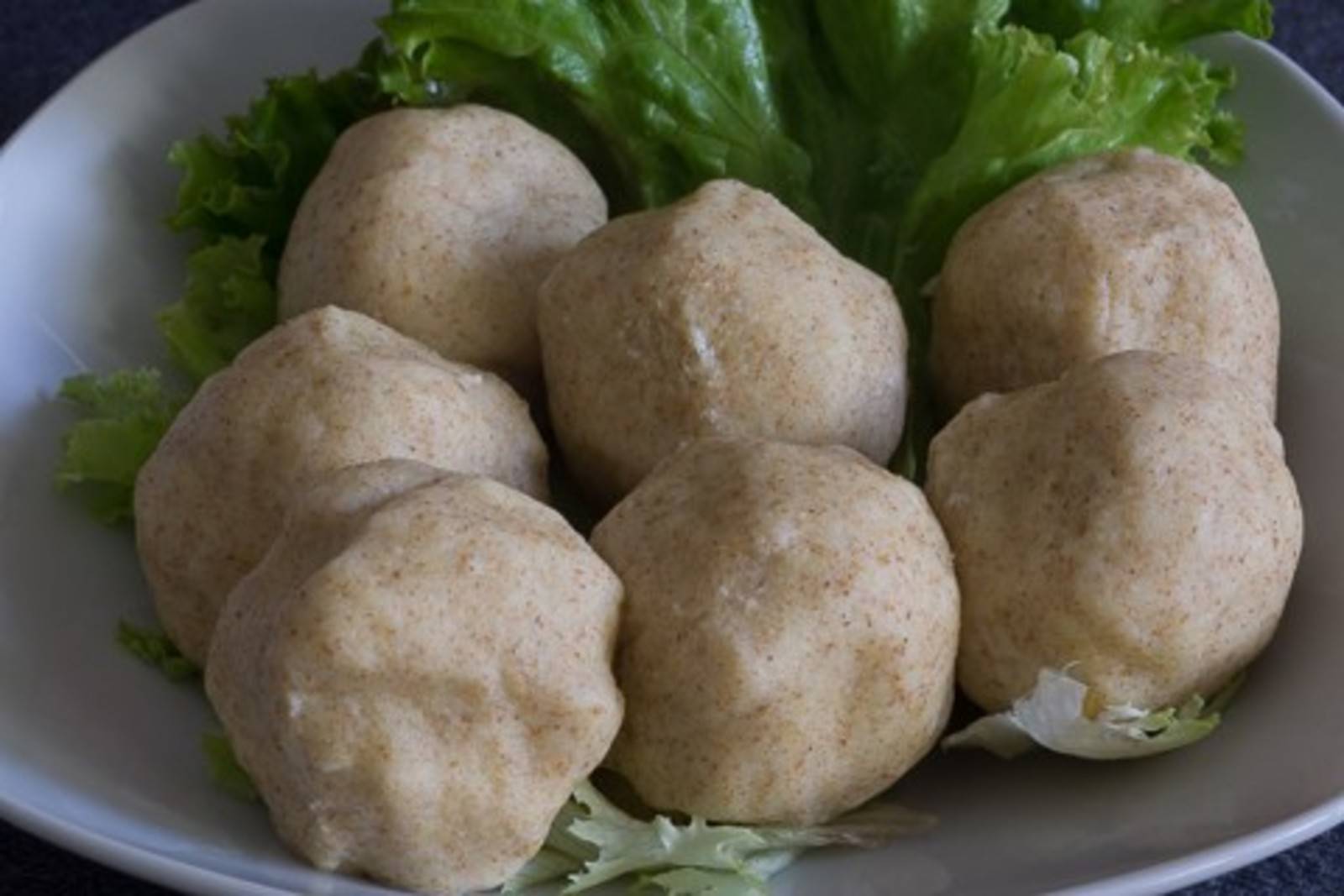 Grießknödel Rezept - ichkoche.de Grießknödel Rezept - ichkoche.de