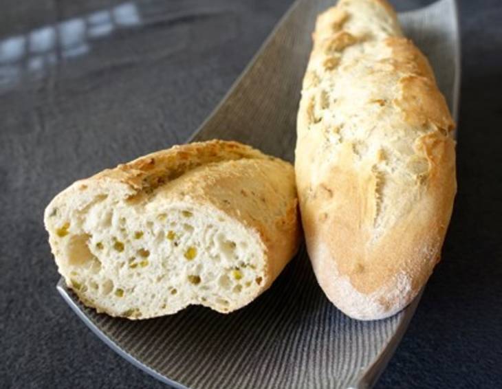 Weizenbrot mit Pistazien