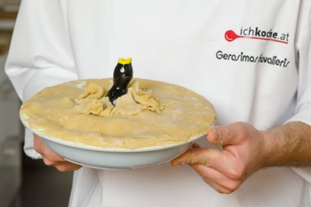 Pie mit Vogel Pie mit Vogel