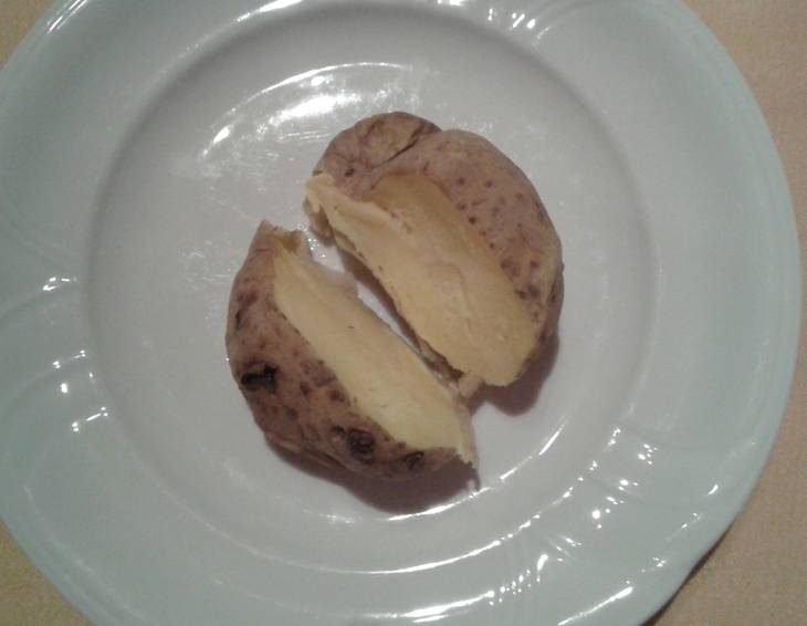 Schnelle Kartoffeln aus der Mikrowelle Schnelle Kartoffeln aus der Mikrowelle