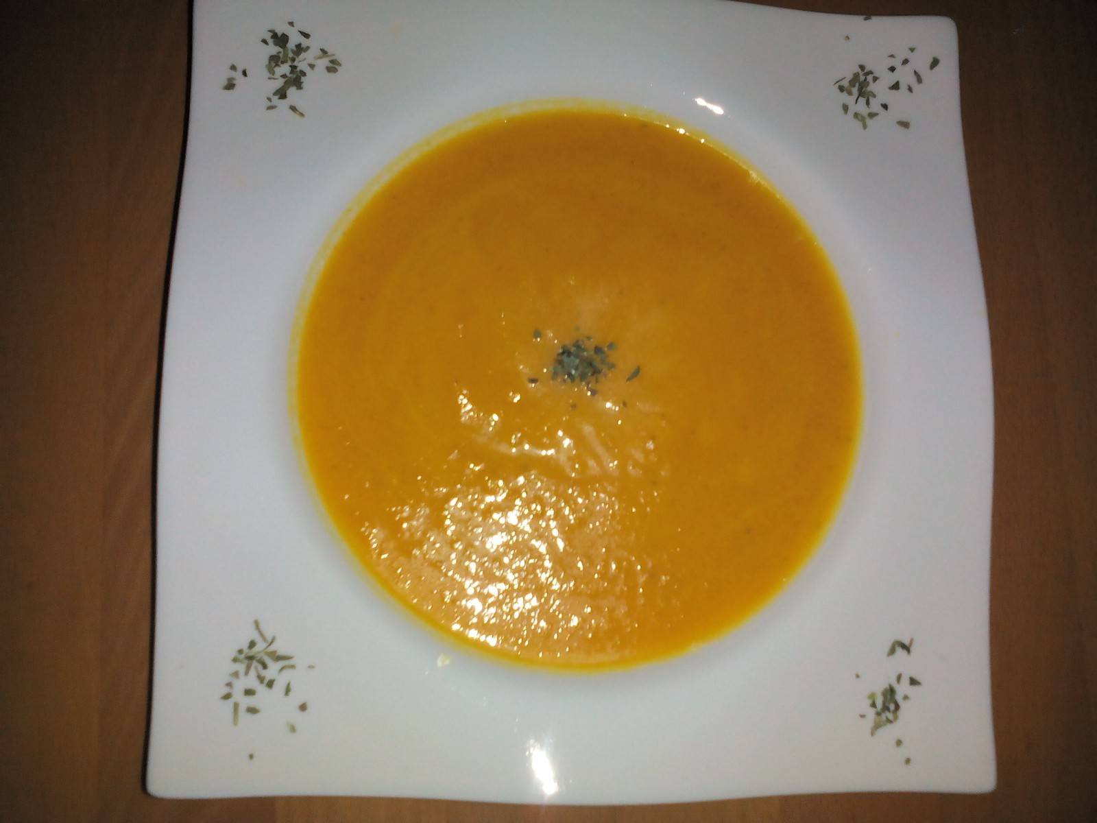 Karottencremesuppe Rezept - ichkoche.ch