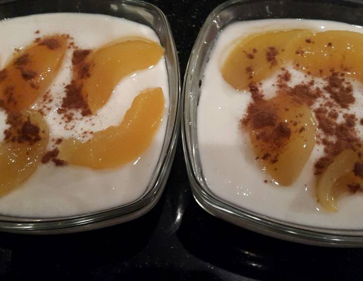 Topfencreme mit Obst Topfencreme mit Obst