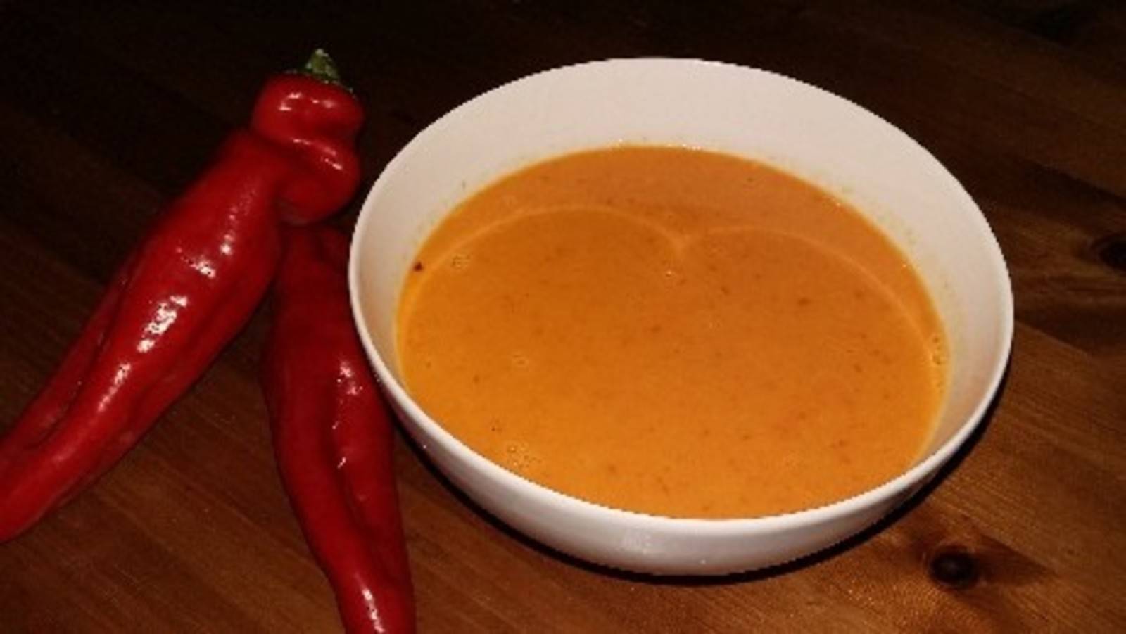 Schnelle Paprikasuppe Rezept - ichkoche.de Schnelle Paprikasuppe Rezept - ichkoche.de