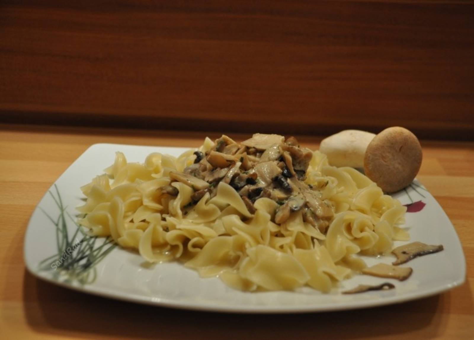 Pasta mit Kräuterseitlingragout