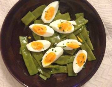 Bohnenschotensalat mit Ei