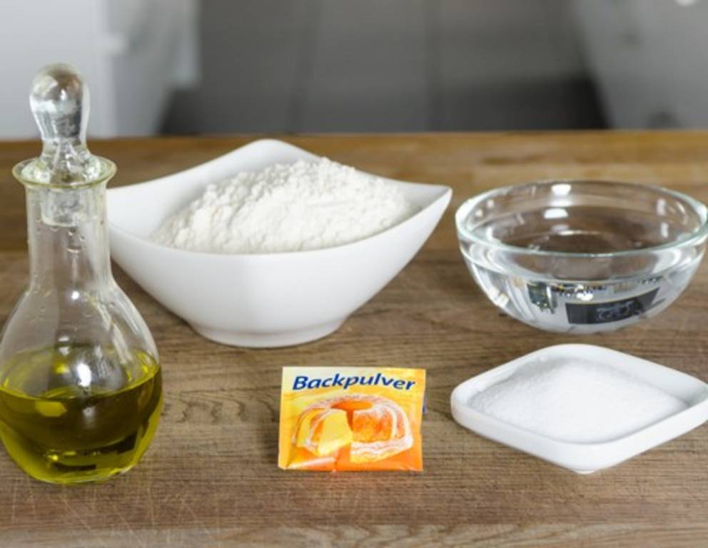 Schritt 1: Zutaten für Weizentortillas. Schritt 1: Zutaten für Weizentortillas.