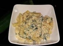 Zucchininudeln in Käsesauce Zucchininudeln in Käsesauce