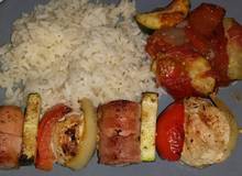 Putenspieß mit Pfannengemüse und Reis Putenspieß mit Pfannengemüse und Reis