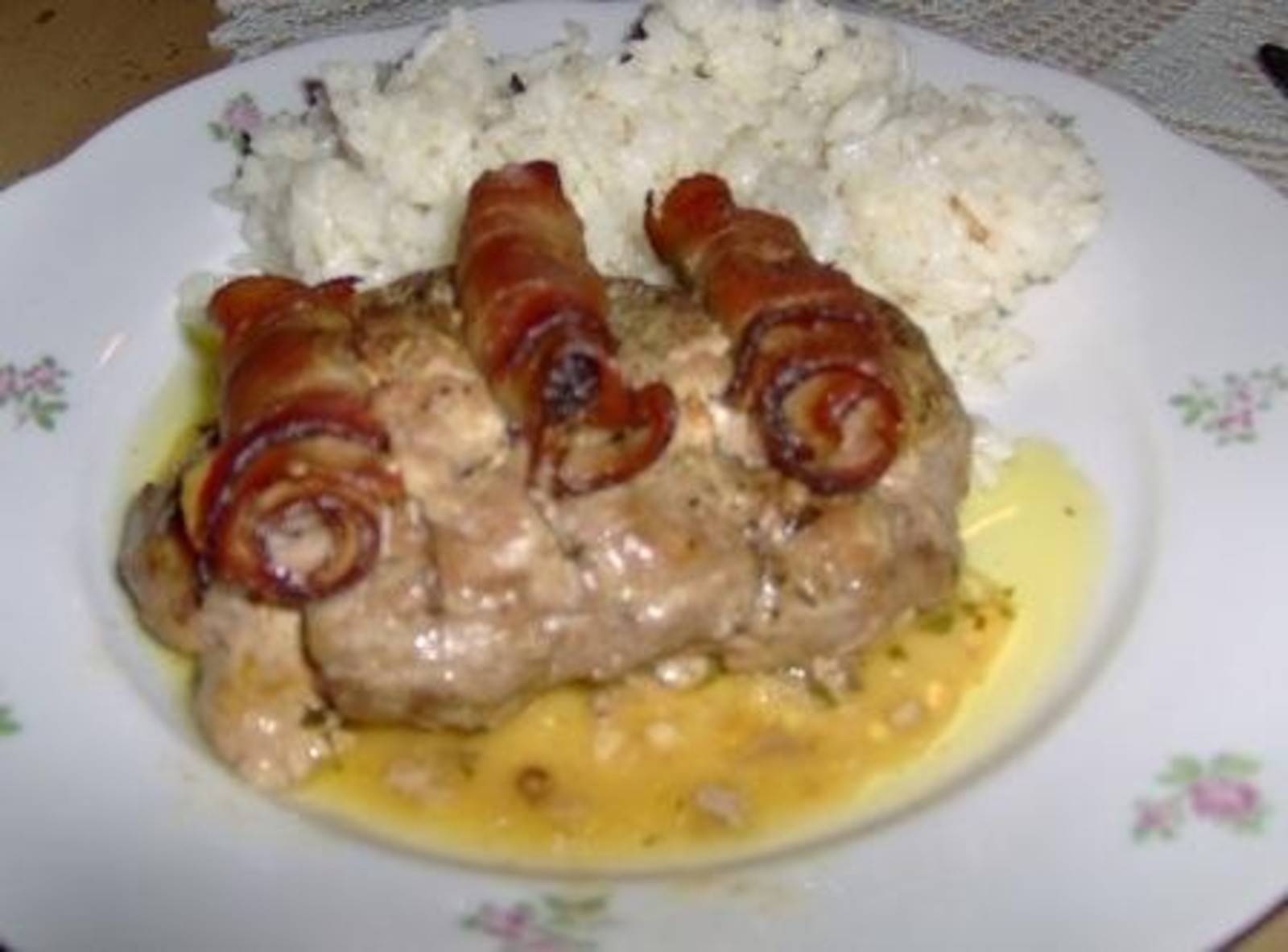 Schweinsfilet mit Petersil-Nuss-Füllung Rezept - ichkoche.ch