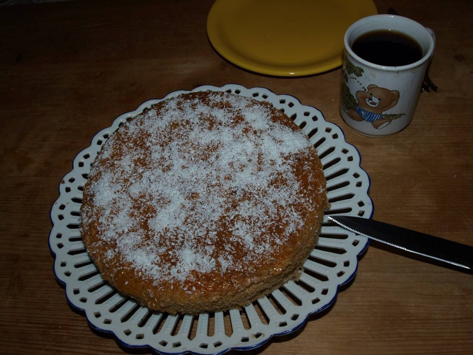 Kokos-Maronimehl-Torte