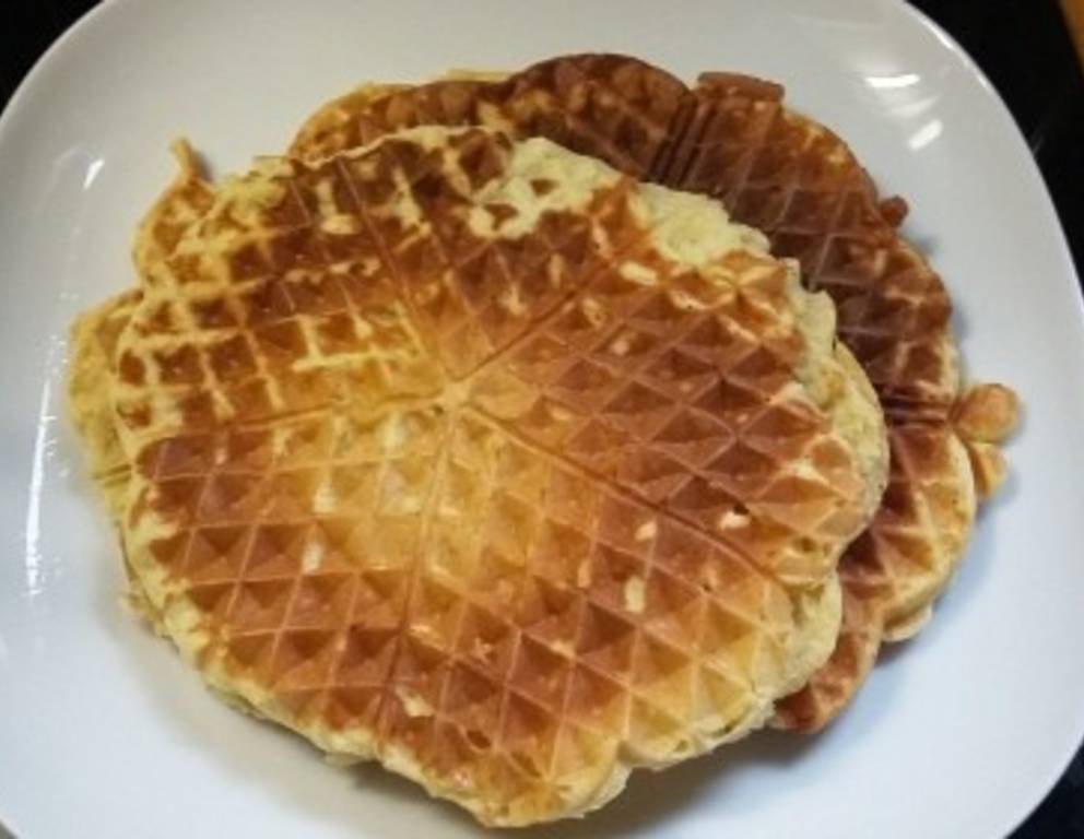 Dinkel-Topfen-Waffeln Dinkel-Topfen-Waffeln