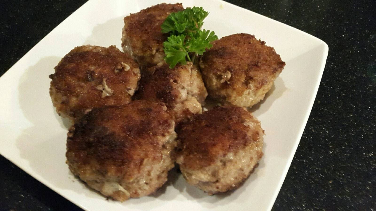 Faschierte Laibchen Orientalisch Rezept - ichkoche.de