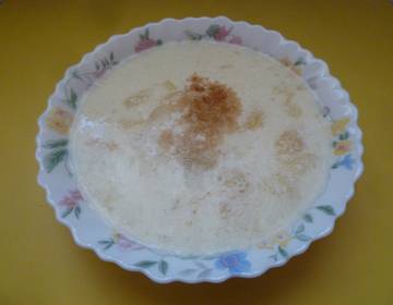 Buttermilchsuppe mit Birnen