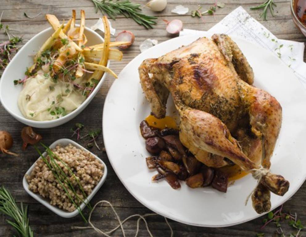 Mini-Pute mit Buchweizen und Pastinaken Mini-Pute mit Buchweizen und Pastinaken