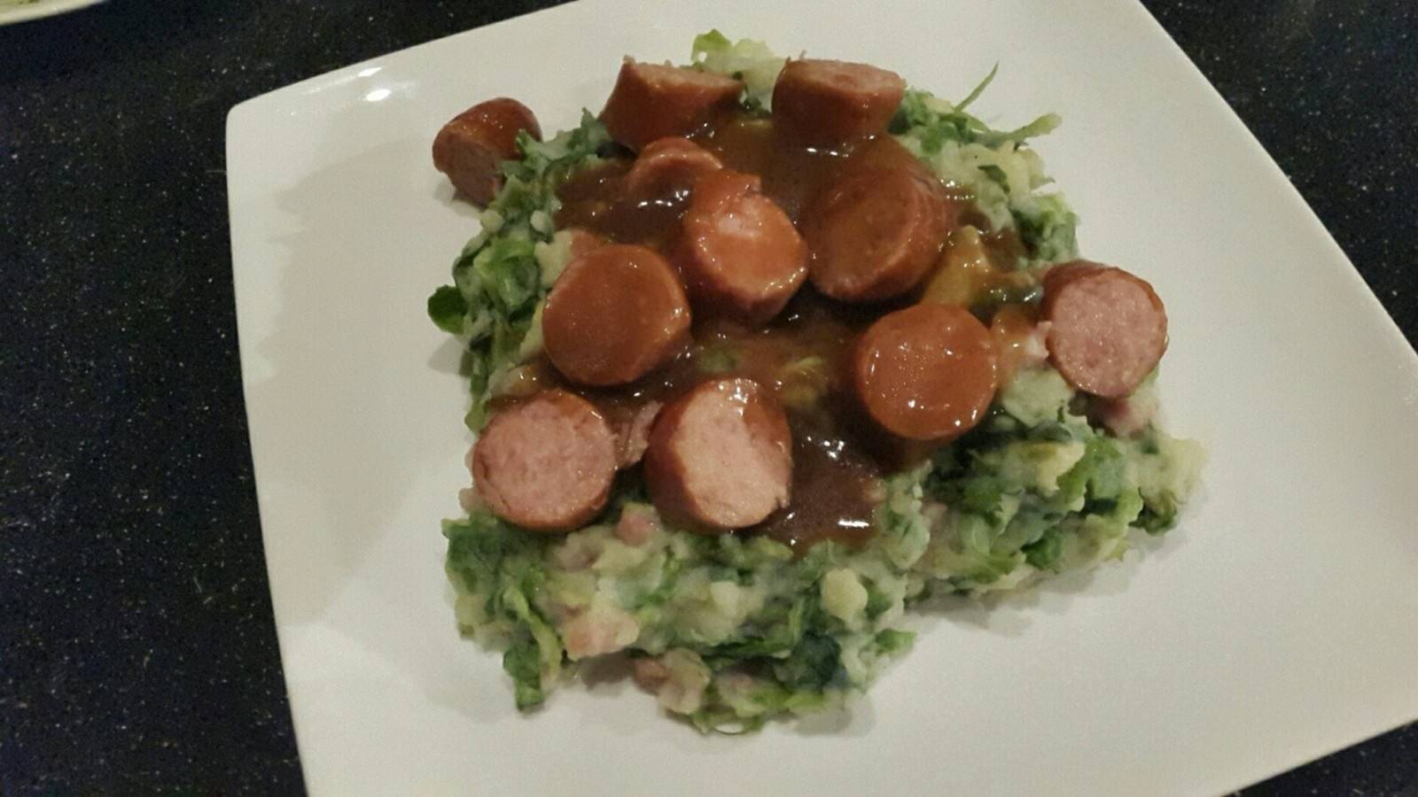 Endivien-Kartoffel-Stampf mit Rauchwurst