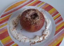 Bratapfel mit süßer Sauce Bratapfel mit süßer Sauce